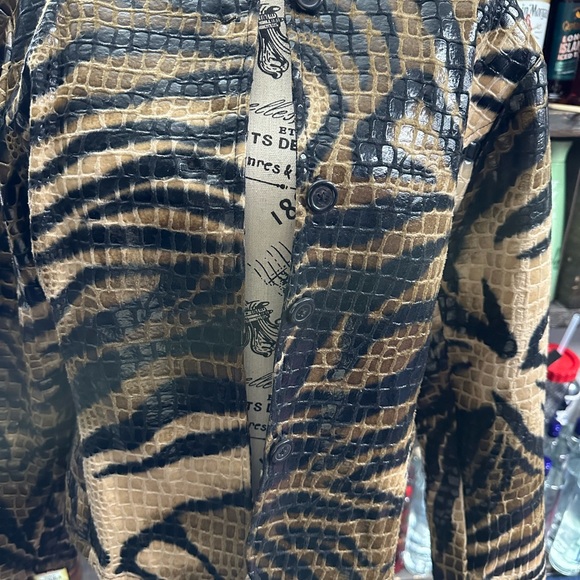 Leopard jacket - Picture 6 of 7